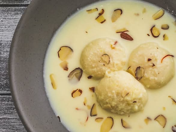 Ras Malai (1 Pcs)