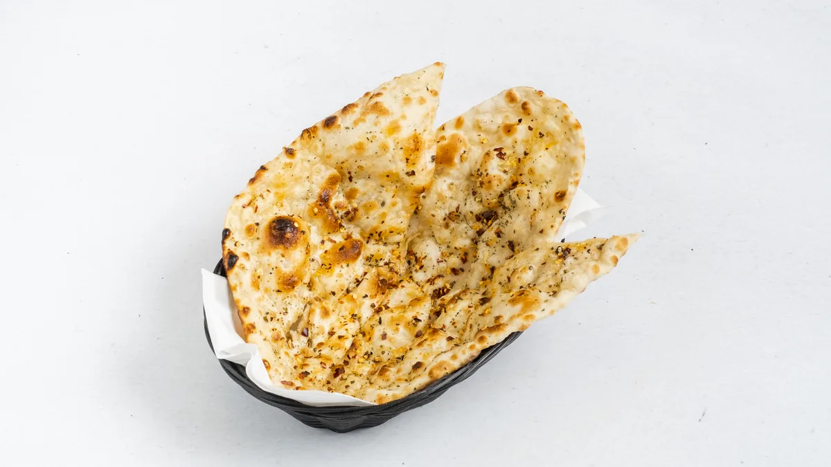 Garlic chilli naan