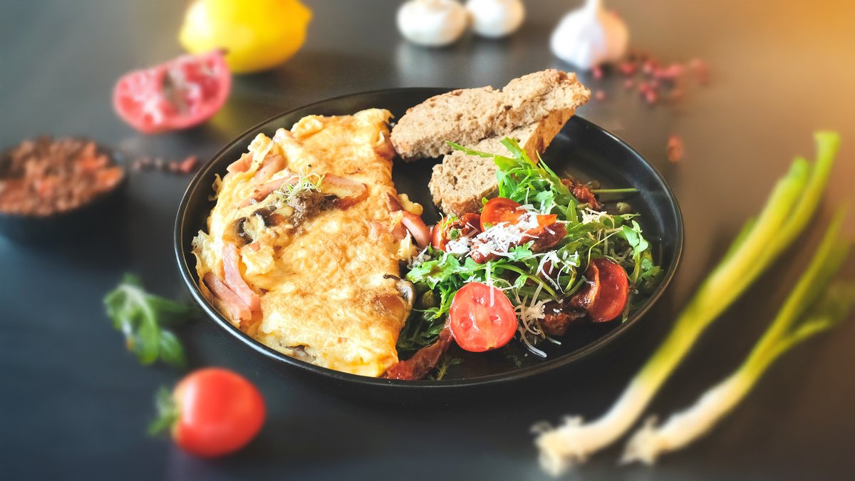 Omletă cu șuncă, ciuperci, Cheddar și trufe 350g