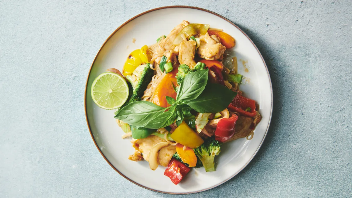 15. Lynstegt nudler i spicy østerssauce