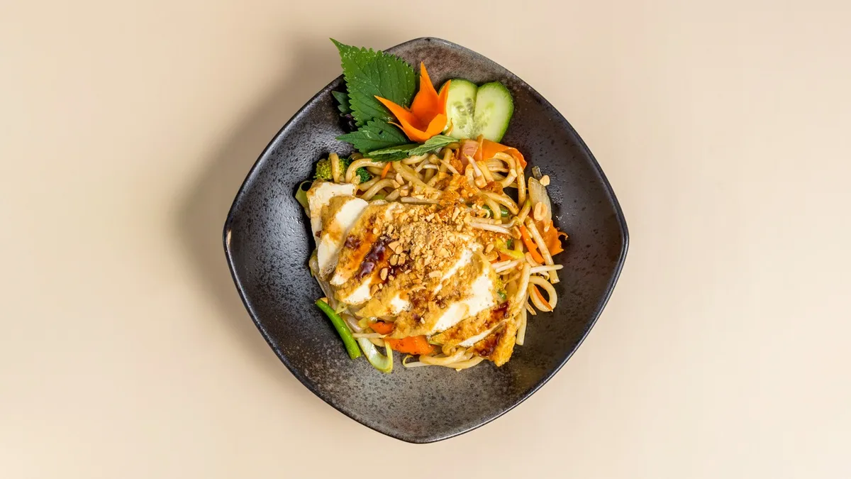 Udon Xao-Fried Udon Noodles