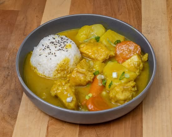 E3 Curry Chicken