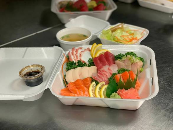 ***#216. Sashimi Deluxe