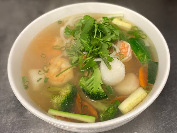 #313. Seafood Udon Noodle Soup