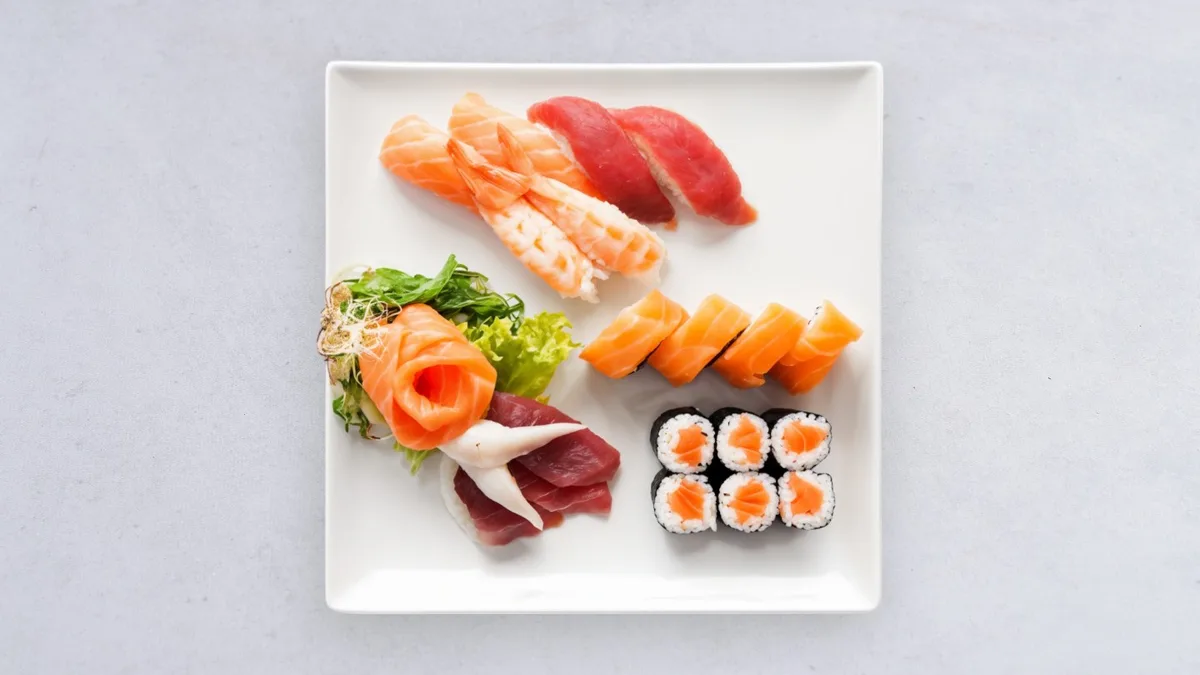 Sushi-sashimi set