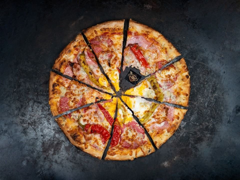 32. Pizza Mafiózo Family