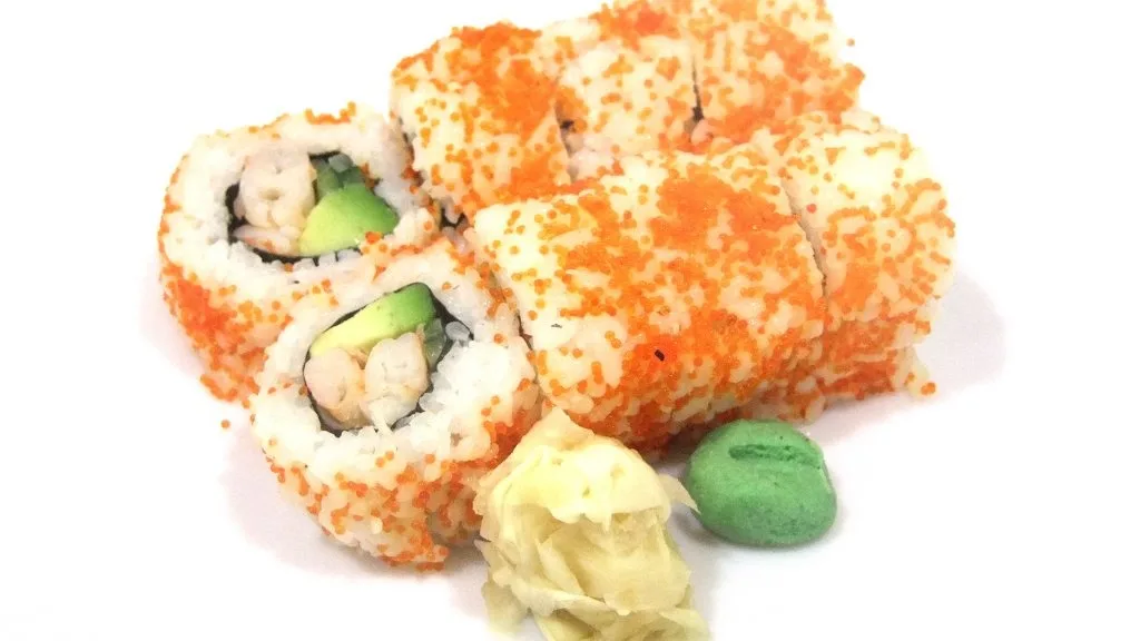 California tobiko ebi