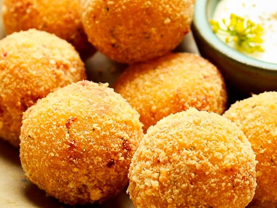 Bolinhas de Salmão com Alho Poró