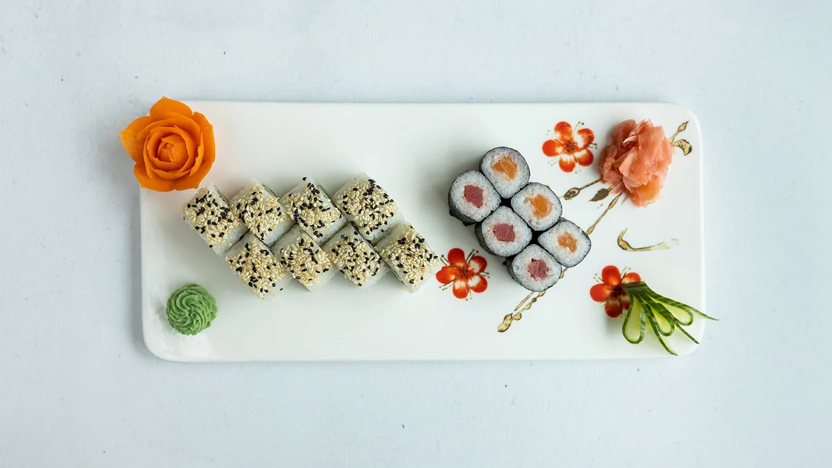 Sushi set 4