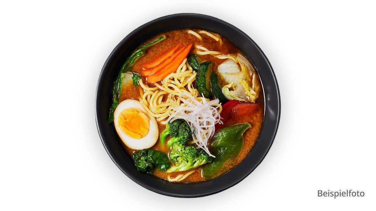 E3. Wantan Ramen