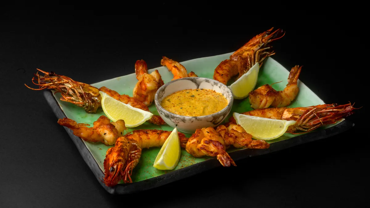 Shrimps With Curry Sauce