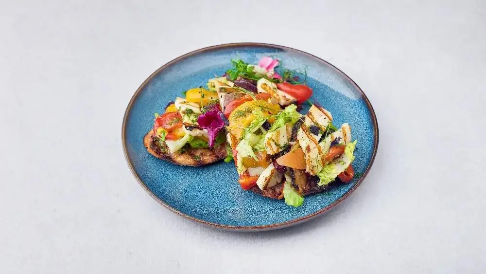KANAPKA Z HALLOUMI