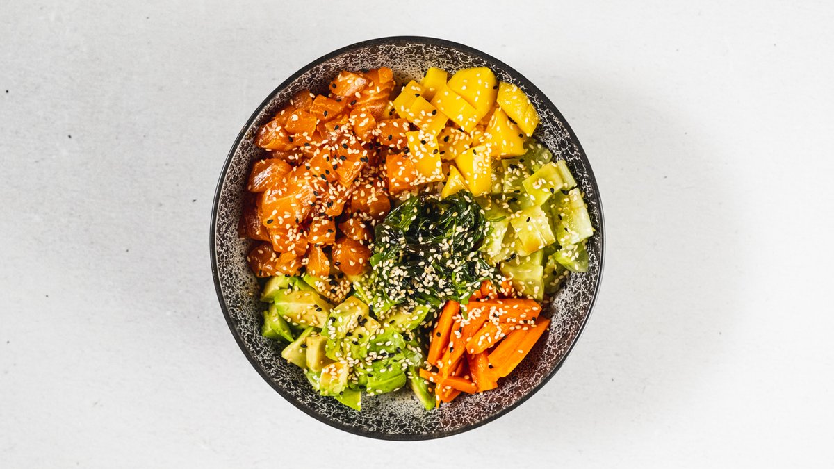 Rainbow poke bowl