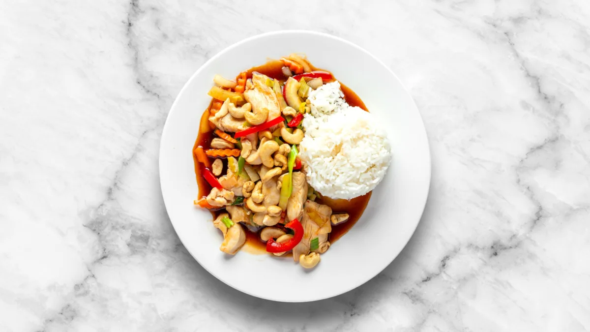 Wokad Kyckling Med Cashewnötter