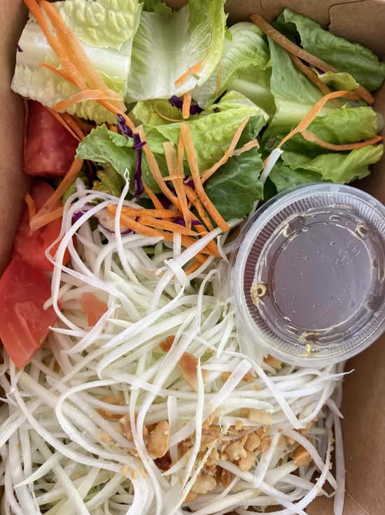 Som Tum (Green Papaya Salad)