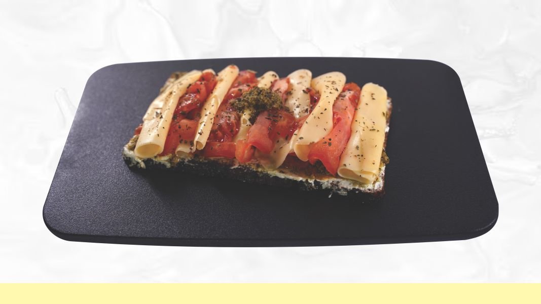 Caprese sendvič
