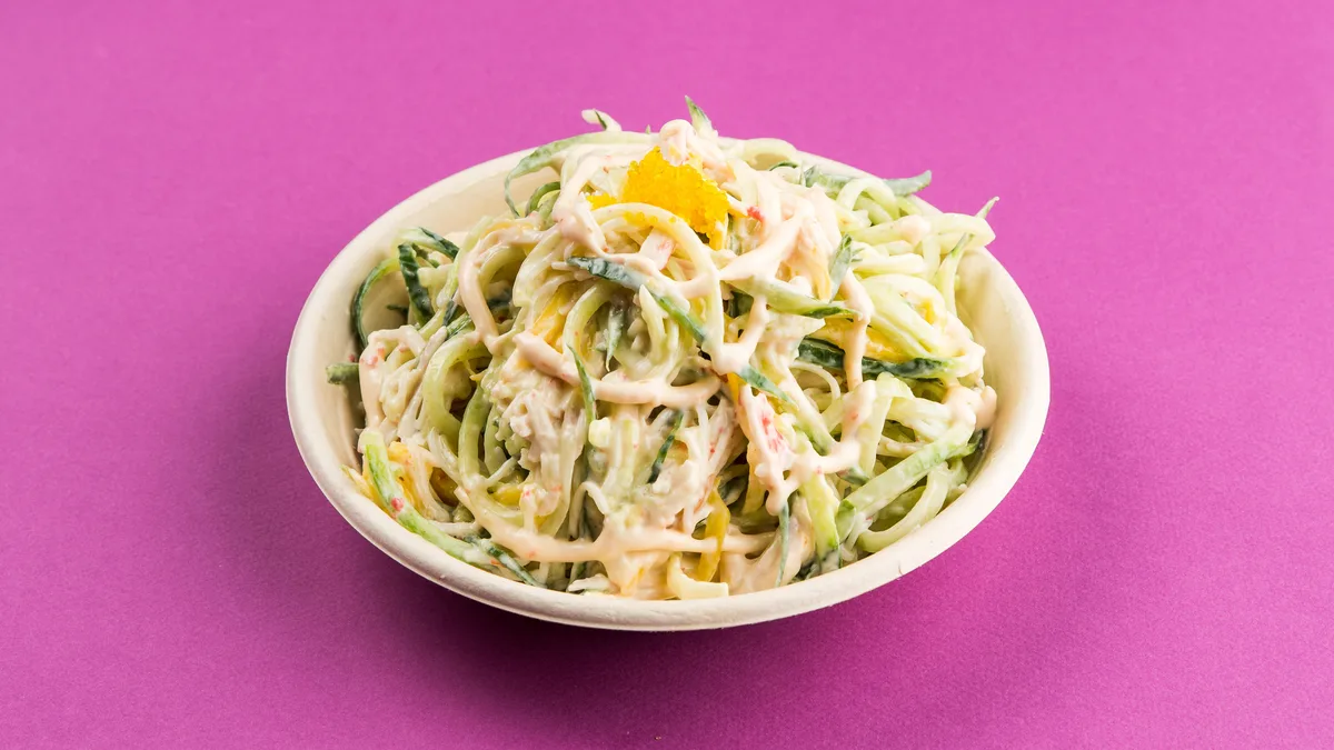 Καβούρι με Noodles Αγγούρι (psc)