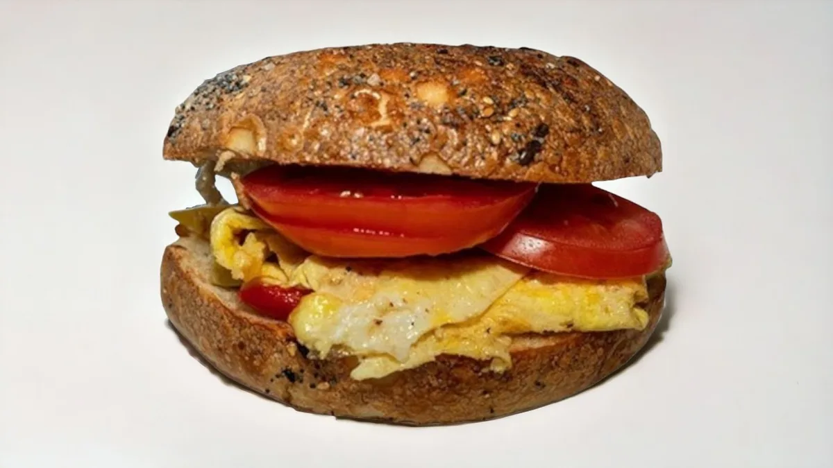 Omelet Bagel