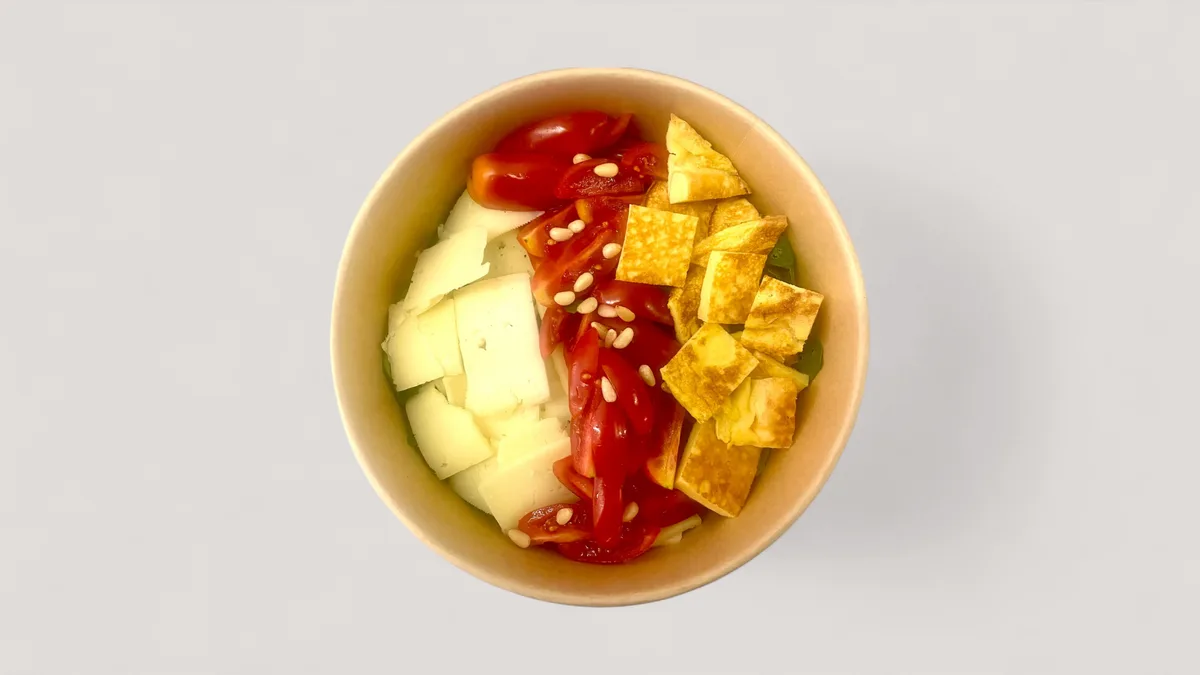 Omellette Cheese Salad