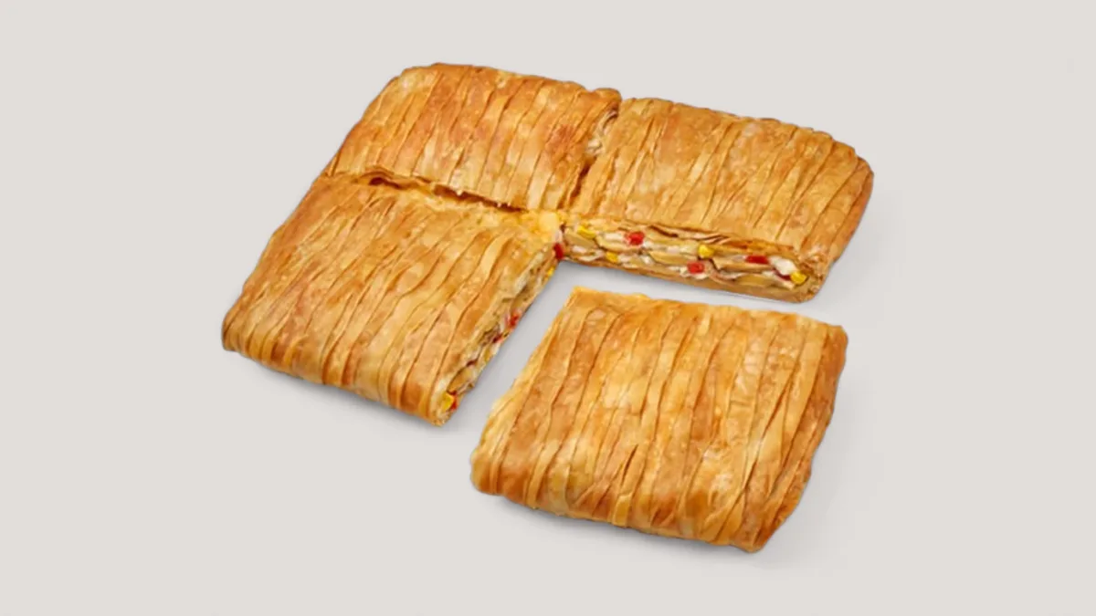 Village Homemade Mushroom Pie in Tray 1 Kilo