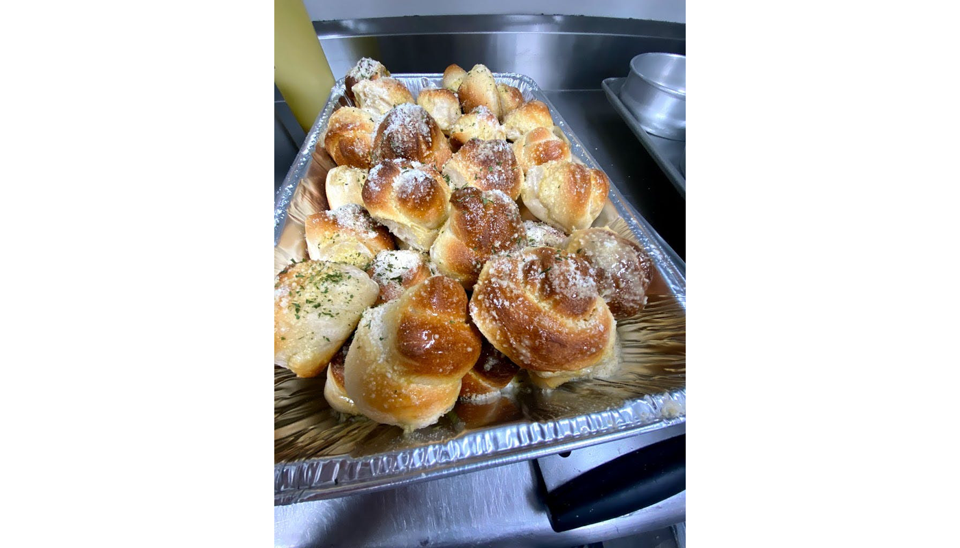 Garlic Knots - 4 Pieces