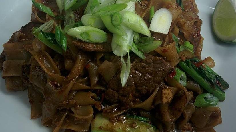 25. Pad See Ew