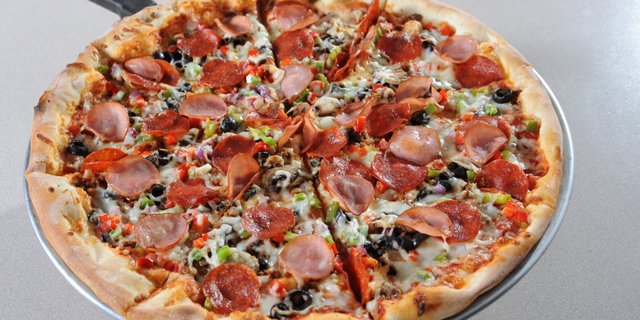 Sam and Louie's Best Pizza