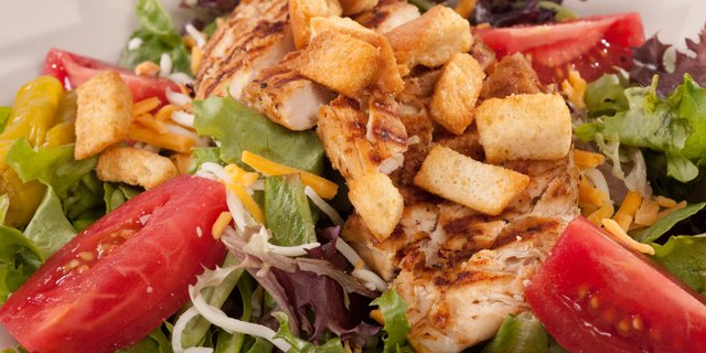 Sam's House Salad w/ Chicken