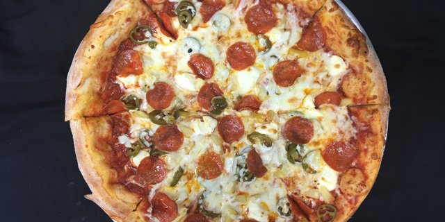Sweet and Spicy Pizza