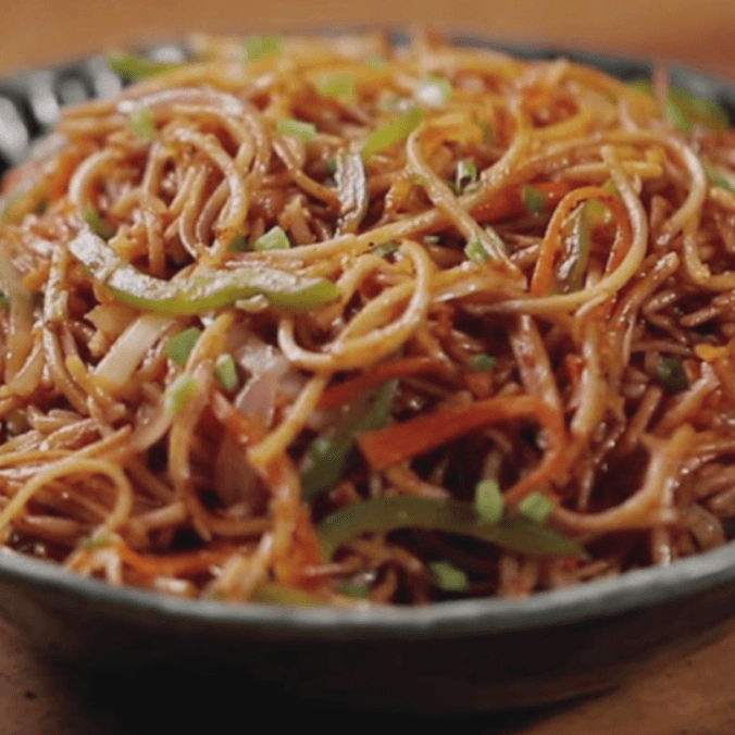 Chowmien Pollo Tadka