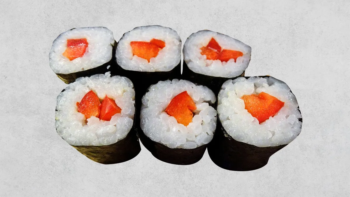 43 Paprika Maki