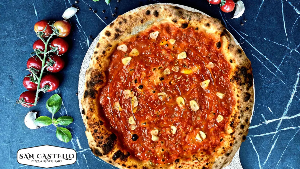 Marinara pizza