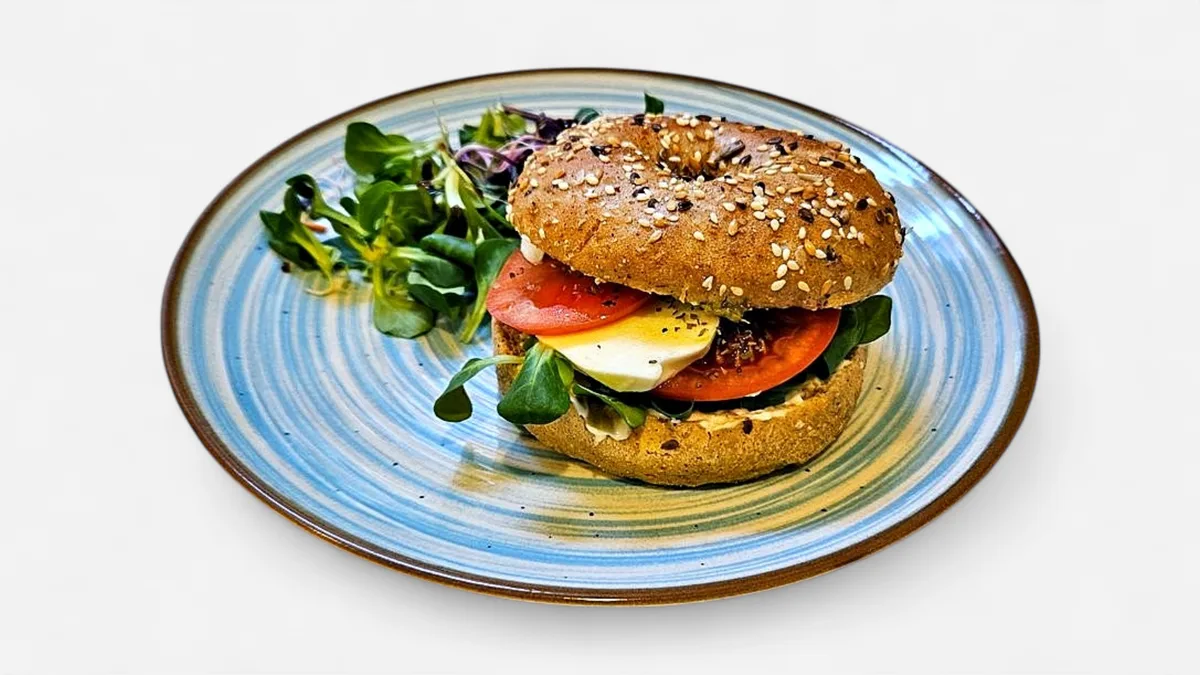 Caprese bagel