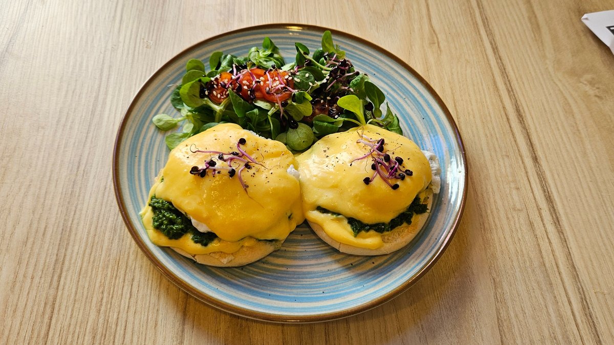 Eggs Benedict