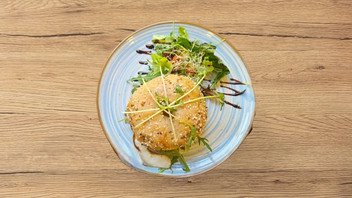 Lazacos – tükörtojásos avokádós bagel