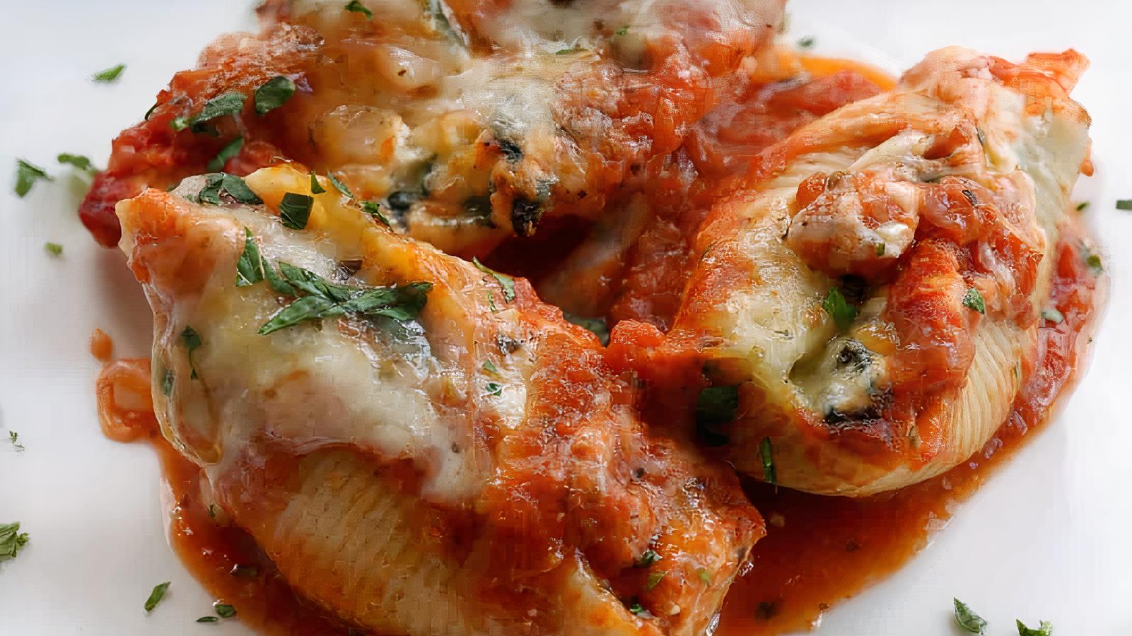 Cheese Stuffed Shells Parmigiana