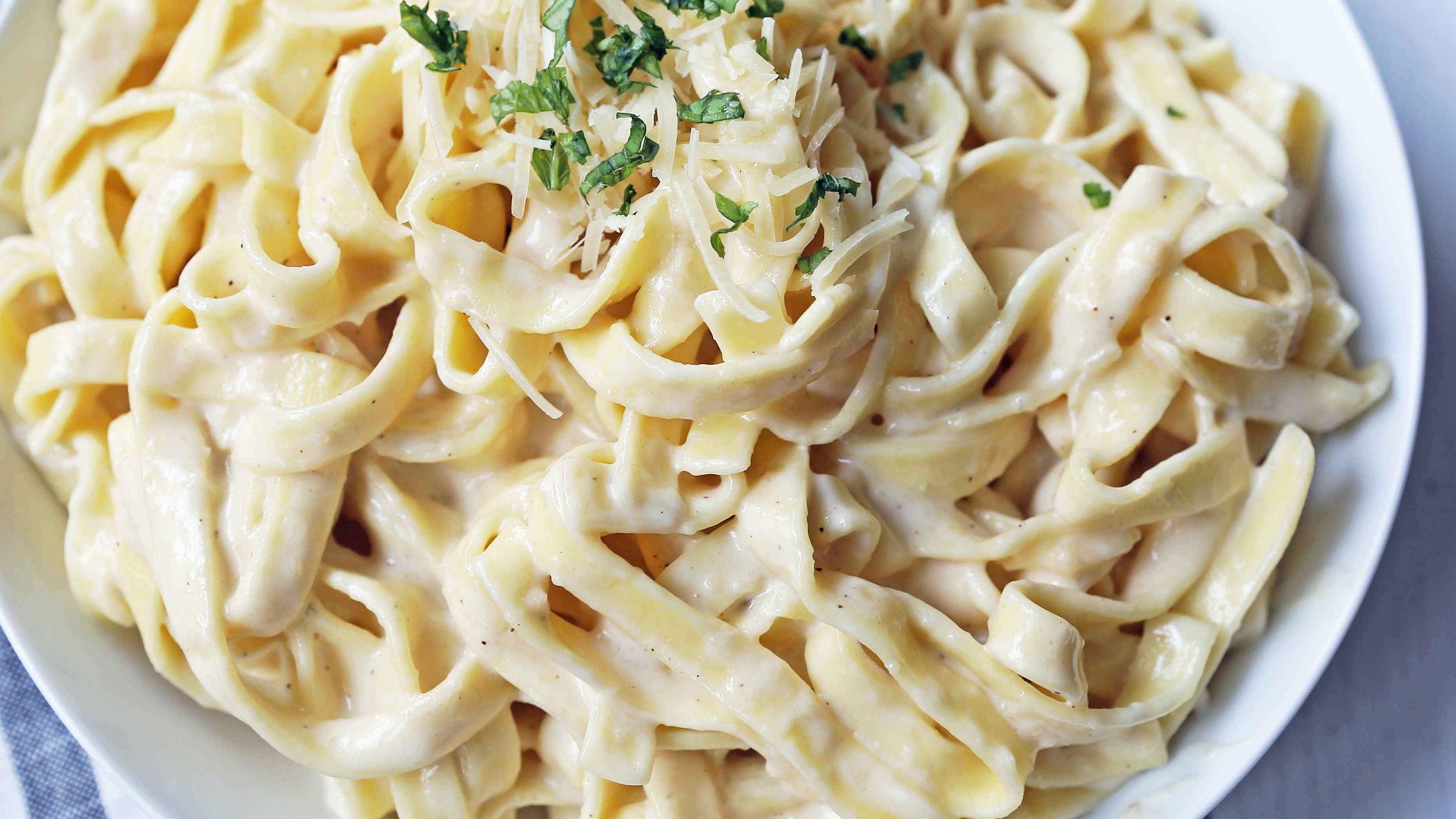 Fettuccine Alfredo