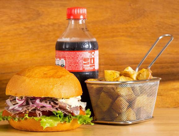 Combo Sanguchazo de Roast Beef