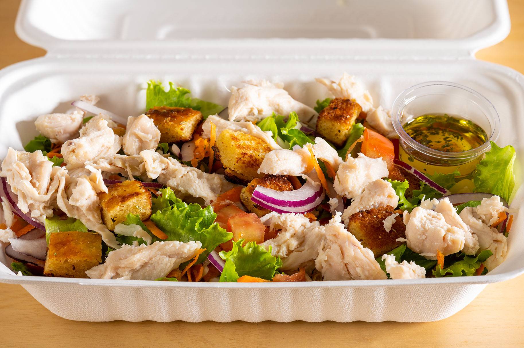 Ensalada Grande con Pollo
