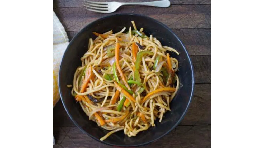 Chicken Hakka Noodles