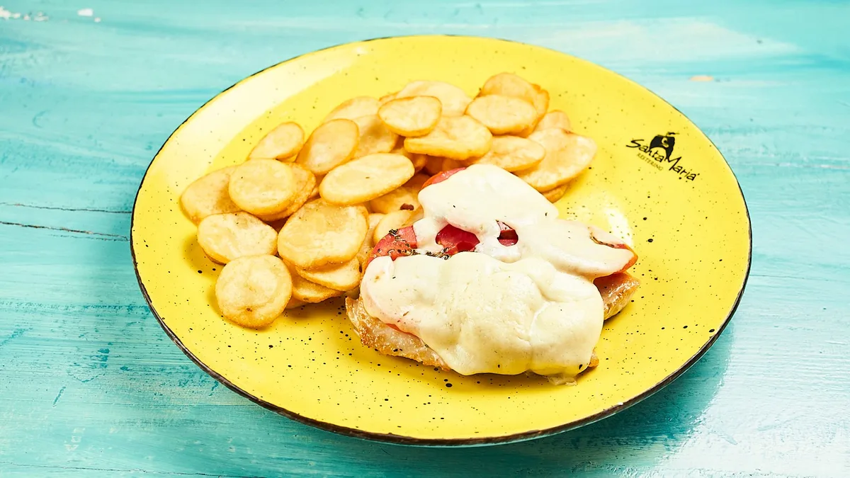 Odrezak s mozzarelom i rajčicom