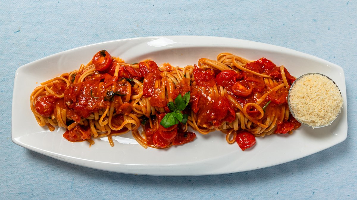 Tomato and Basil Spaghetti