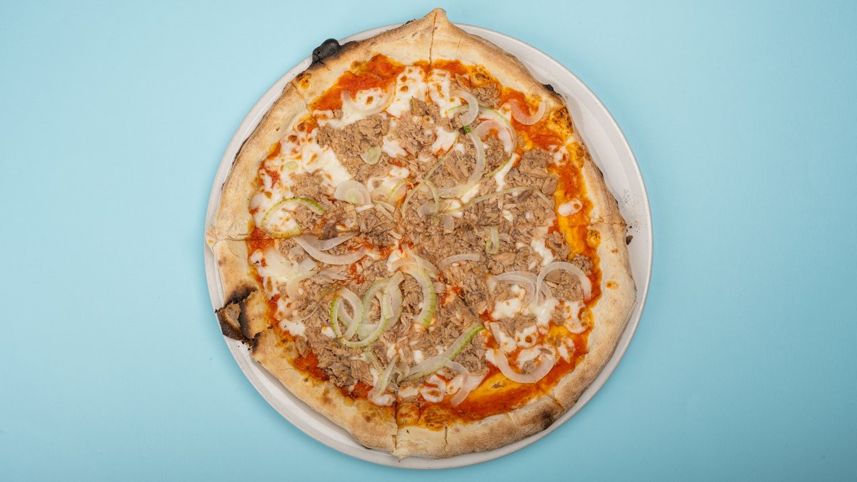 Tuna and Onion Pizza