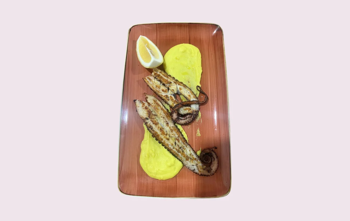Oktapod Zgare me Pure Patatesh
