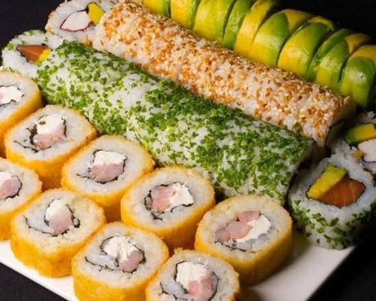 20 Rollo y 2 Gyozas Fritas