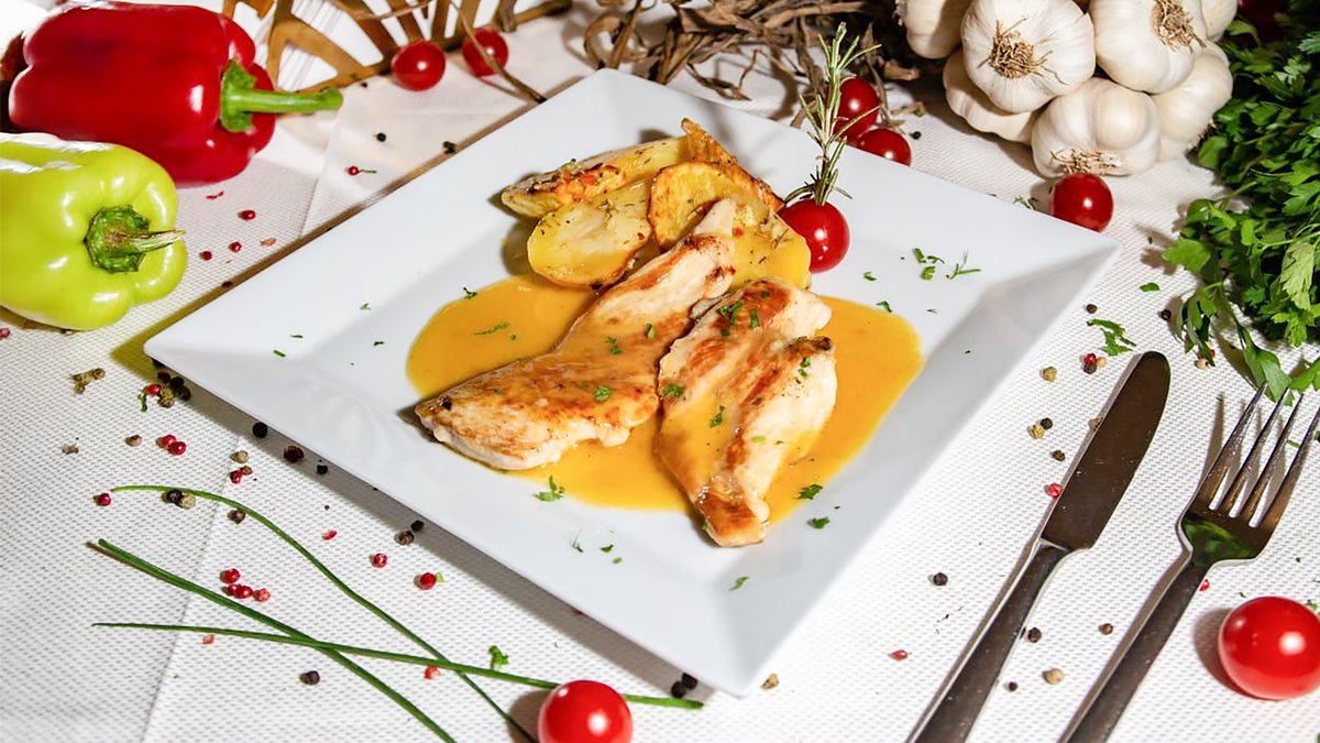 Piept de Pui cu Sos de Lamaie 350 Gr.