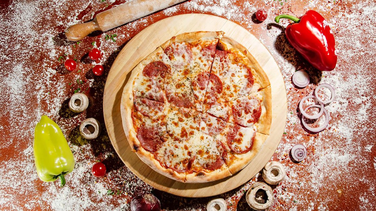 Pizza Salami Ø 32cm