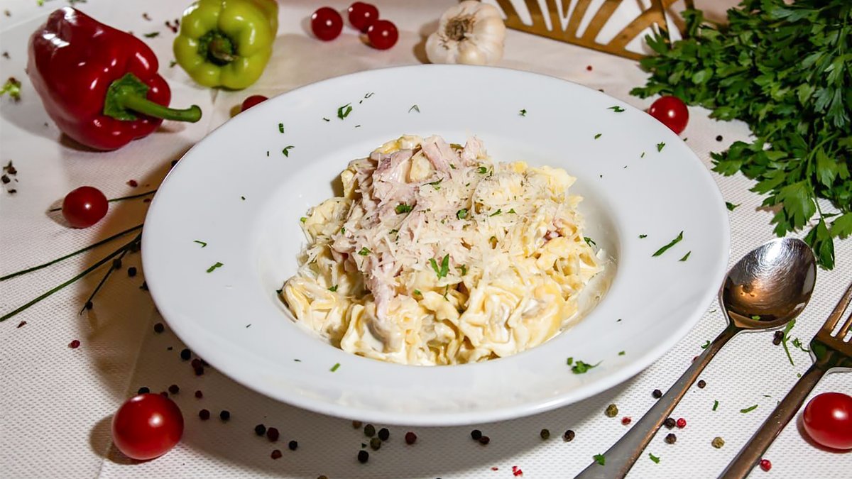 Tortellini Panna e Prosciutto 450 Gr.