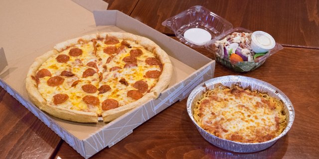 Pizza, Pasta and Salad Package for 20