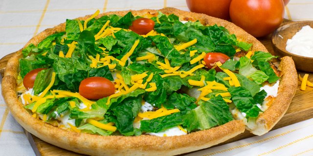 Super Taco Pizza
